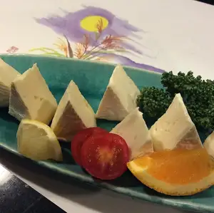 Camembert cheese (as is) - serves 2