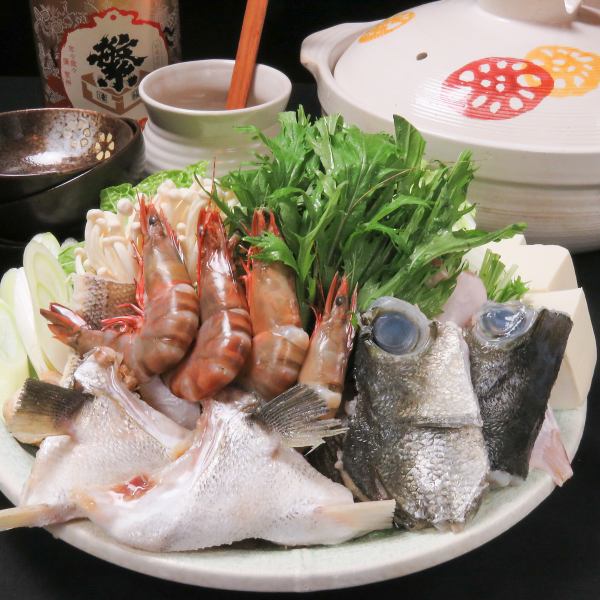 Recommended for dinner parties such as banquets and entertainment!! Enjoy with the delicious soup stock♪ [Seafood hot pot]