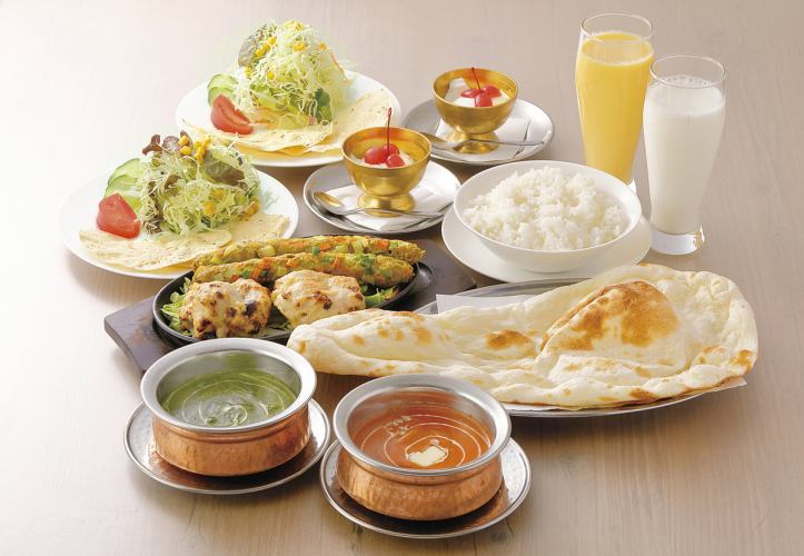 カップルセット4158円★プレーンナン食べ放題&スープバー、食後のコーヒー付