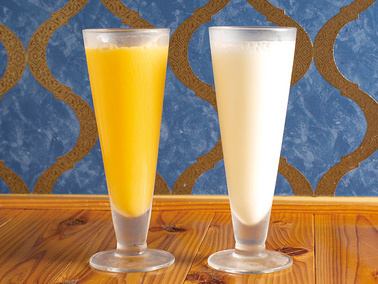 ラッシーやチャイなど食後やティータイムにも◎