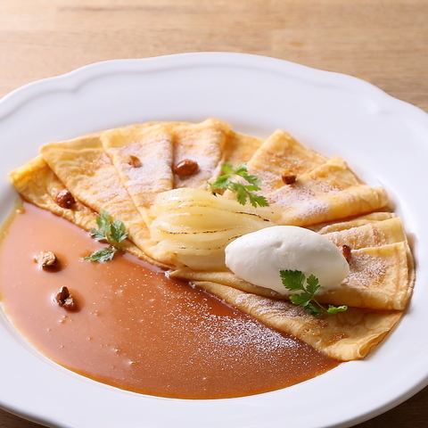 キャラメルと季節のフルーツクレープ♪