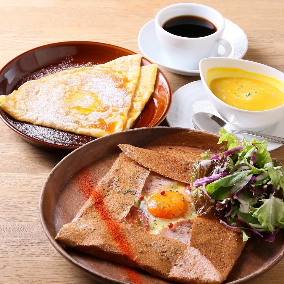 [Gallet] For lunch here [Agato] ♪