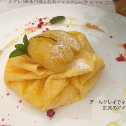 アールグレイ香る白桃と紅茶アイスクレープ