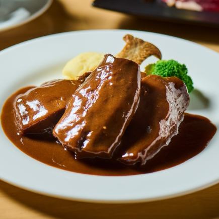 ★★牛タンシチューコース★★8,000円(税込) ※2H飲み放題スパークリングワイン付き