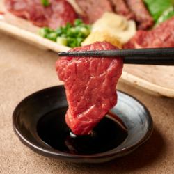 馬刺し盛り
