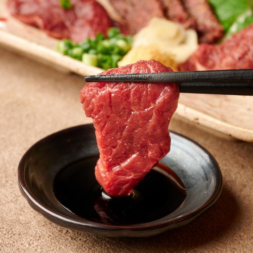 馬刺し盛り