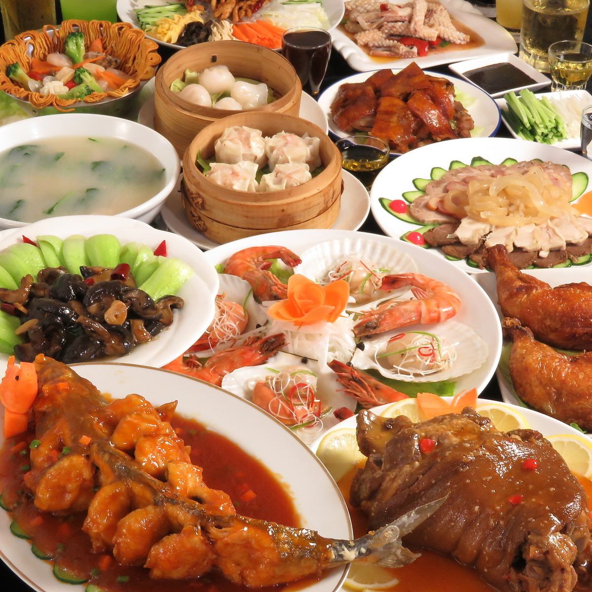 福照飯店自慢の料理を楽しめるコースは飲み放題付で各種宴会に◎