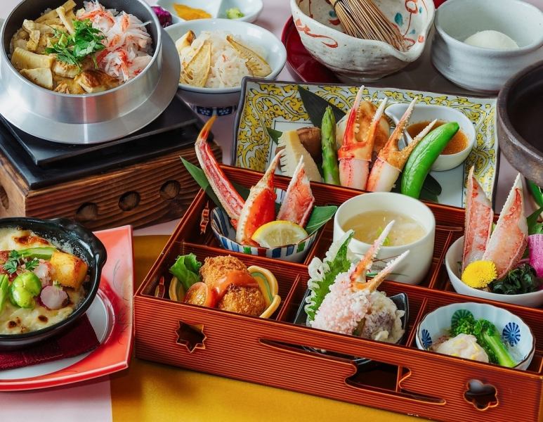 お昼の特撰かに御膳【唯 -ゆい-】全10品 4950円(税込)