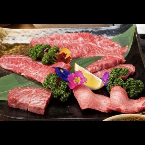 Taste the finest Yonezawa beef! Lunch with 5 kinds of specially selected beef