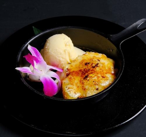 Fresh orange and cheese brulee