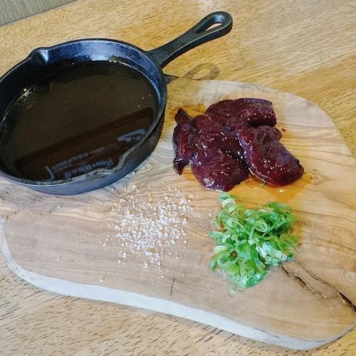 [Recommended] Domestic beef liver sashimi