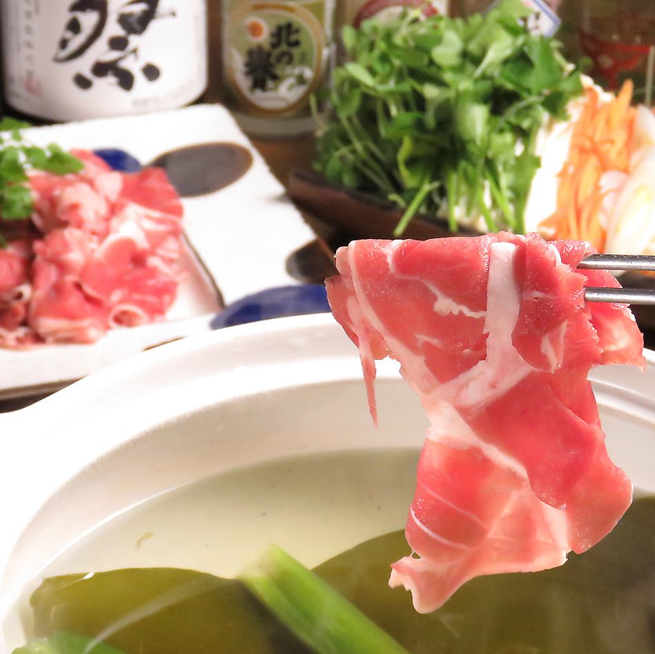 僅限平日！豬肉和羊肉涮涮鍋 - 120分鐘自助餐點菜 3,500日元