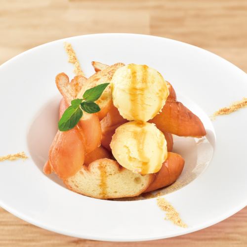 豆乳揚げパンプレミアムバニラアイスをのせて