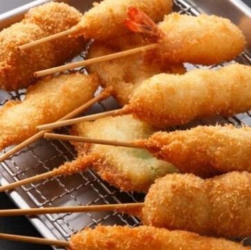 【3時間食べ放題飲み放題】人気串揚げ盛り合わせが食べ放題！