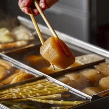 熱々おでんと香ばしい焼き鳥を満喫！全120種食べ放題×飲み放題3,000円の贅沢コース！