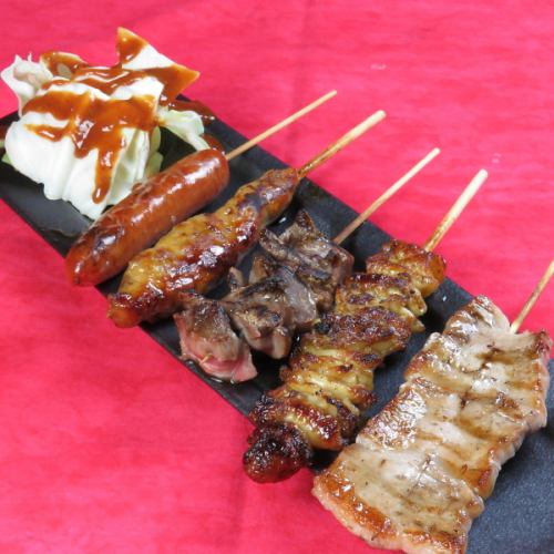 焼き鳥も人気商品♪