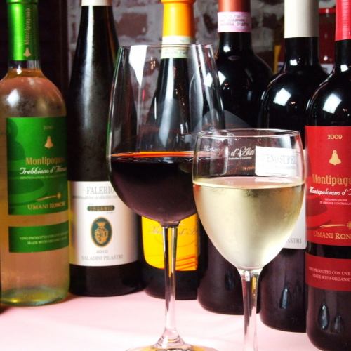 Collect wine lovers ~! Enjoy wine at an affordable price ☆