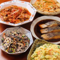 本日のおばんざい各種