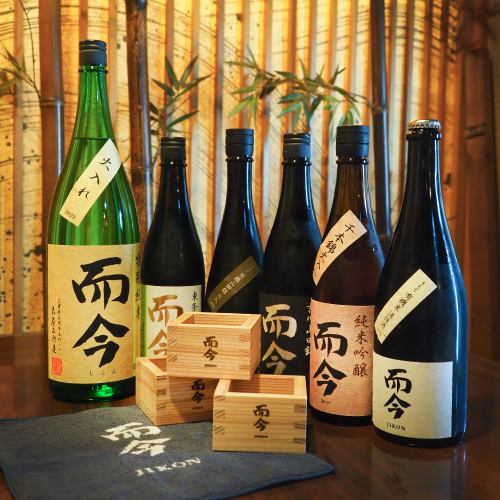 ``Recommended sake for fall and winter'' to accompany side dishes and fish hot pot