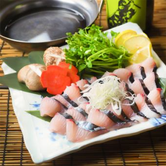 [Fresh fish caught that morning and seasonal seafood shabu-shabu plan] Assortment of 5 kinds of sashimi / 7 dishes in total / 2.5 hours all-you-can-drink 4,980 yen