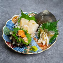 Assortment of 3 kinds of live shellfish