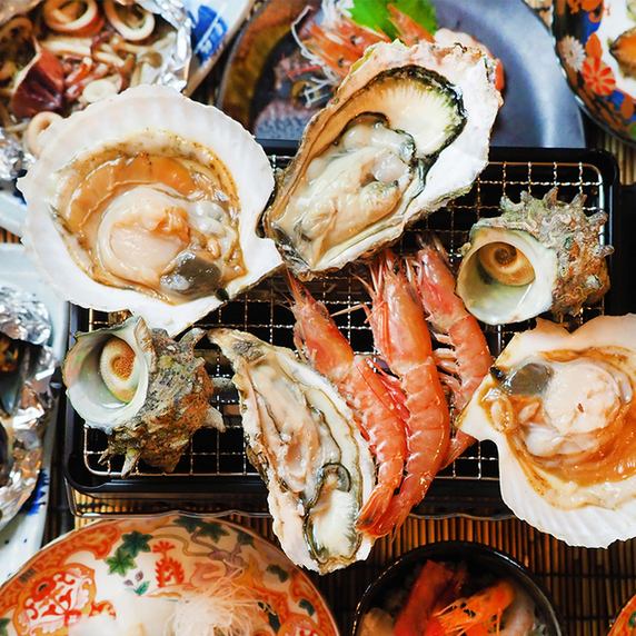 新宿駅から徒歩1分の海鮮個室居酒屋。浜焼き、海鮮、日本酒が絶品。歓送迎会のご予約受付中。