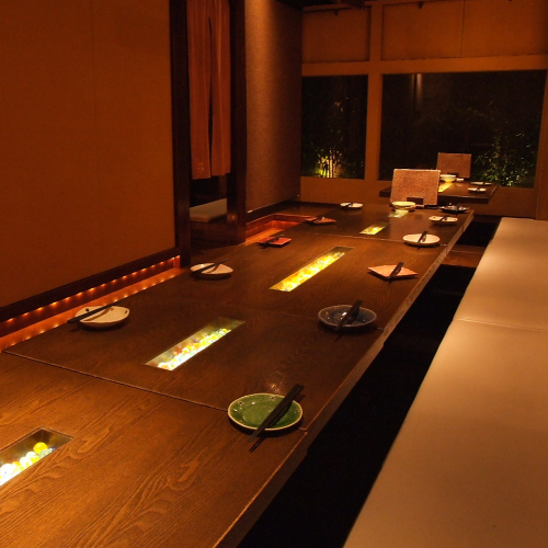 A banquet room with a view of the bamboo forest★