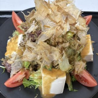 豆腐とじゃこの和風サラダ