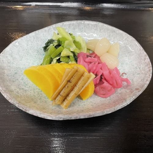 お新香盛り合わせ