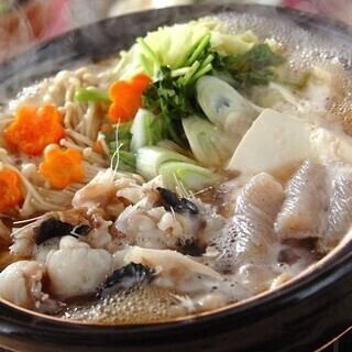 《選べる鍋付き》お造り三点盛り等7品+【松】2H飲放6480円→クーポン利用で6000円(税込)