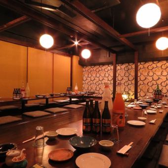 [Private] A stylish interior with Japanese motifs.Enjoy a relaxing banquet in a modern Japanese atmosphere. We put our hearts into cooking and serving customers to meet the diverse needs of our customers! Courses start at 5,000 JPY (incl. tax). We are here.
