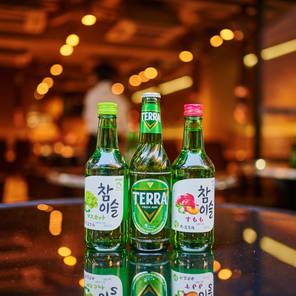 韓国大衆酒場ならでは！韓国のお酒を豊富に取り揃えております。昔から親しまれているマッコリに、韓国ドラマから人気に火がついたチャミスル、など、多彩なラインナップで心地よい酔いのひと時を演出します。