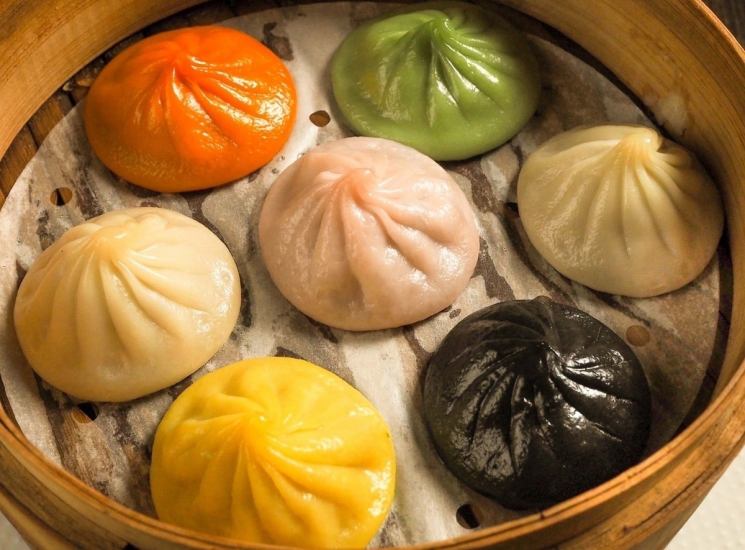 カラフルな小籠包はSNS映えすること間違いなしです♪