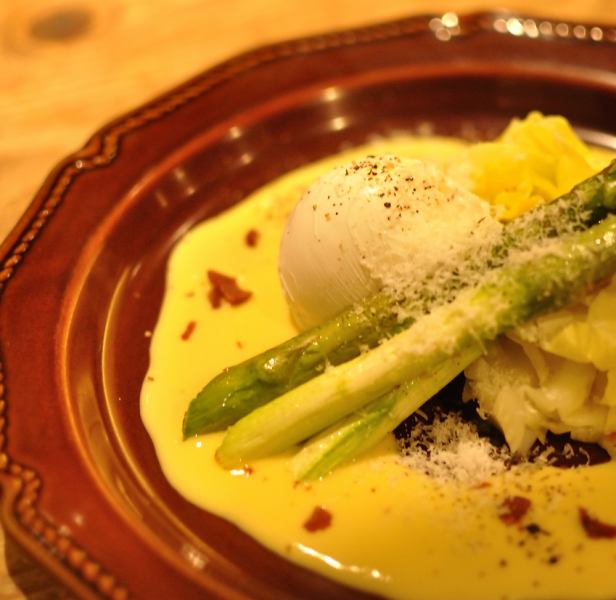 You can only taste it here! Our American-French cuisine, with homemade dressings and sauces, is our pride and joy..*