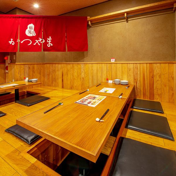 You can feel the warmth of wood in our sunken kotatsu seats.The natural and warm interior is perfect for families.It's perfect for celebrations and anniversaries. Have a wonderful and memorable time with yakiniku♪