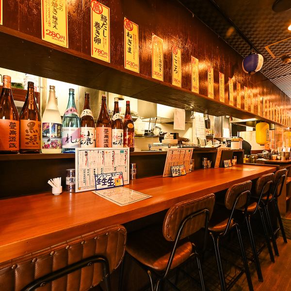 【カウンター◆】カウンターは6席配置しており、お仕事終わりなどのお1人様からでも大歓迎です！お仕事帰りのサクッと一杯に是非お気軽にお立ち寄りいただけます。お好みのお酒と共に、貴重なひとときをお過ごしください！