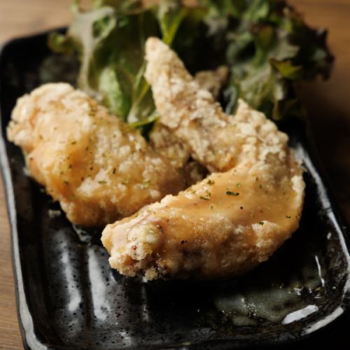 Fried chicken wings 2p
