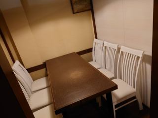 接待などにもおススメの個室になります。