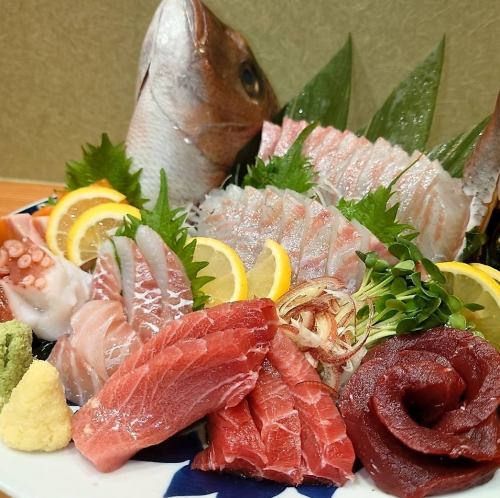 刺身盛り合わせ※写真は5人分になります。