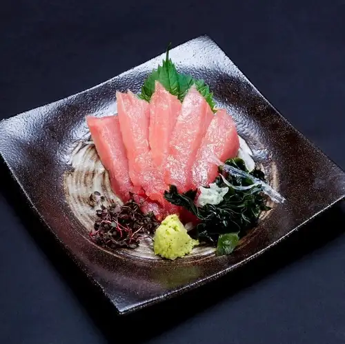 マグロの赤身刺し
