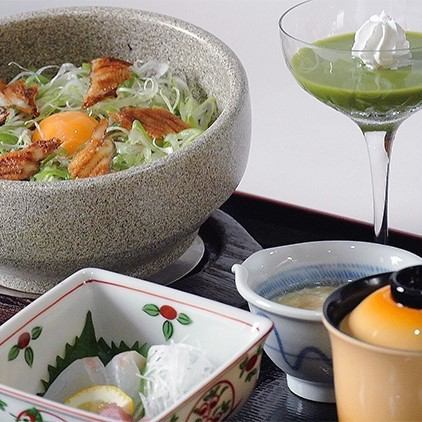 15席の特別空間で旬菜を愉しむランチを…