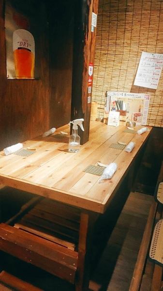 For small parties of 2 to 4 people, the horigotatsu seats on the 1st floor are ideal.The intimate and warm atmosphere will definitely make the party lively.The popular 1st floor seats fill up quickly, It is better to contact us before making a reservation or coming to the store♪