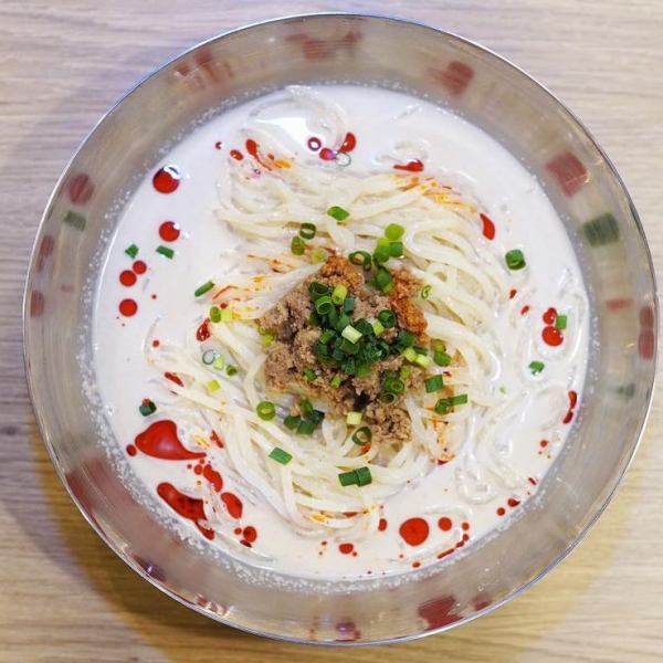 白胡麻担々冷麺　ハーフ