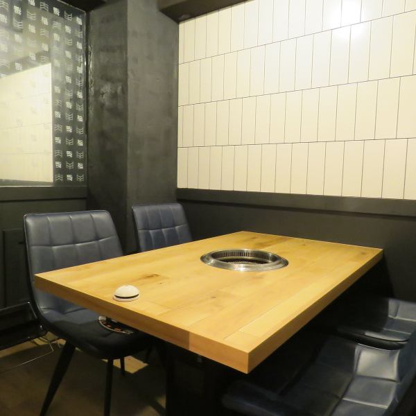 For your reward dinner, we recommend that you use Fuku's rich VIP private room, which is a notch above the rest. It is also great for entertaining guests.The Nishikidori store has two VIP private rooms.* A private room charge of 500 yen per person is charged.