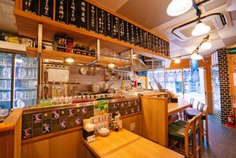 ゆったり座れるテーブル席あり。さくっと宴会や打ち上げにもおすすめです。★＜忘年会・新年会・宴会・団体様歓迎＞