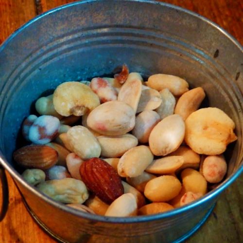 ミックスナッツ