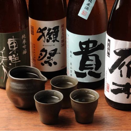 A large number of fine sake from Yamaguchi prefecture