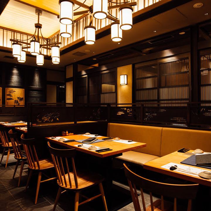 おしゃれな内装の店内でごゆっくりごくつろぎ下さい◎