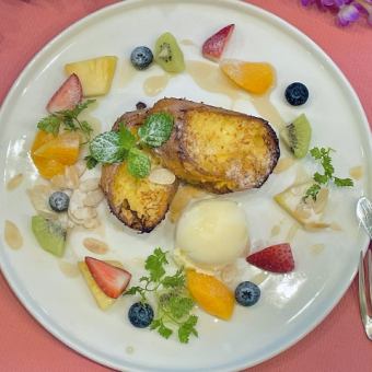 All the toppings! Vibrant fruit French toast