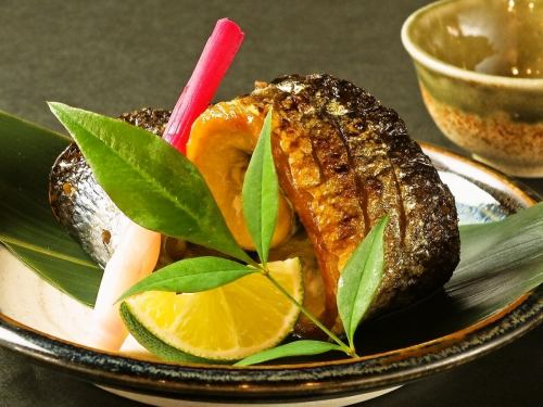 新秋刀鱼肝烤（*季节性菜单）
